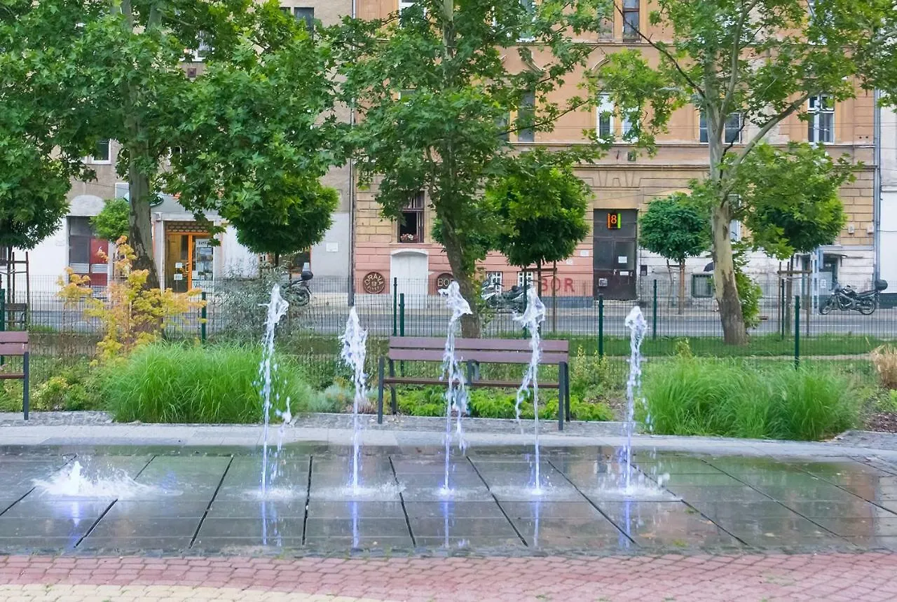 Apartment Small Home Budapest Drava
